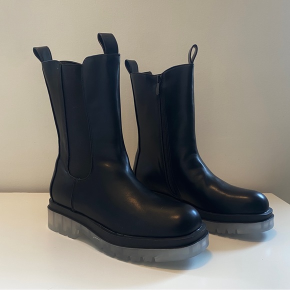 GO GETTER2 Mata Black Leather Zip-Up Mid-Ankle Boots - Picture 1 of 10